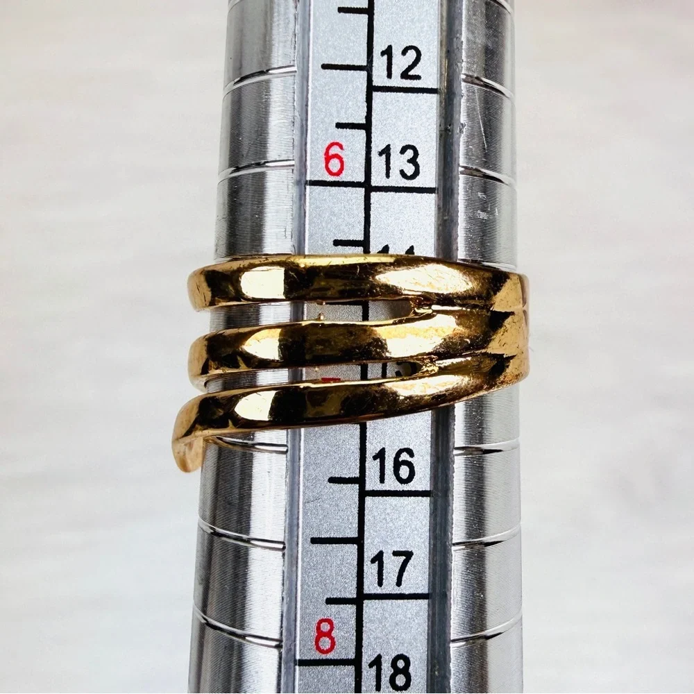 Goldtone Triple V Shaped Band Chevron Design Minimalist sz 7 Ring